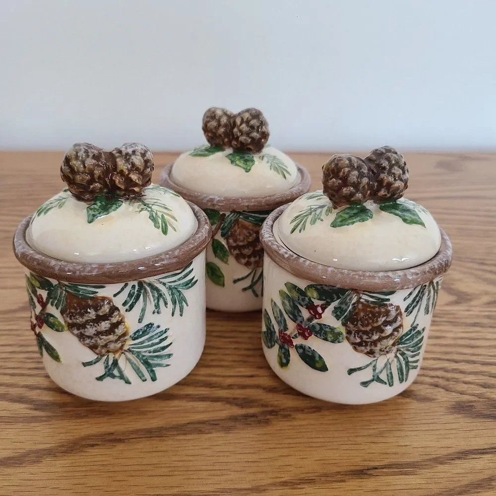 Yankee Candle Trio Of Ceramic Christmas Holiday Votive Tealight Holders With Lid